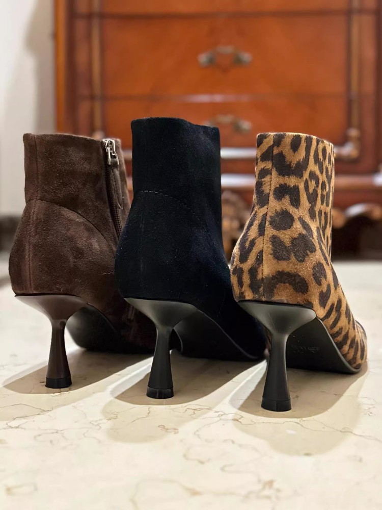 Fashion Women Square Toe Thin  - огляд і ціна Leather Work Women Shoes